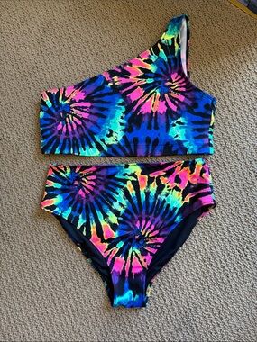 Women’s xl vs pink tie dye 2 piece bathing suit